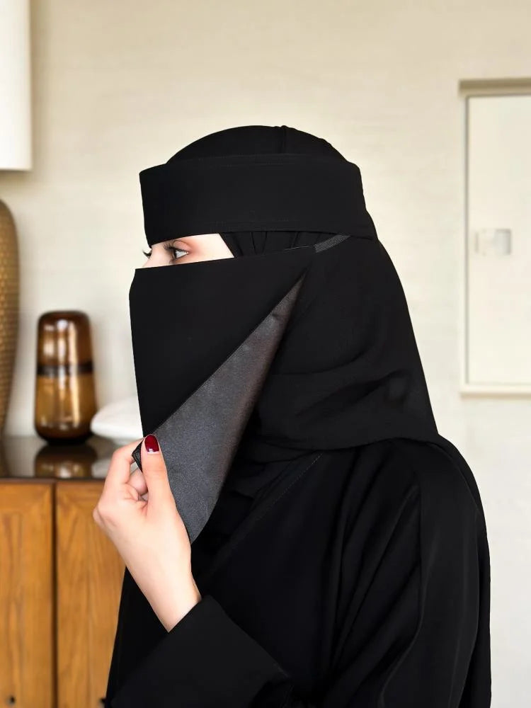 نقاب مبطن حرير
