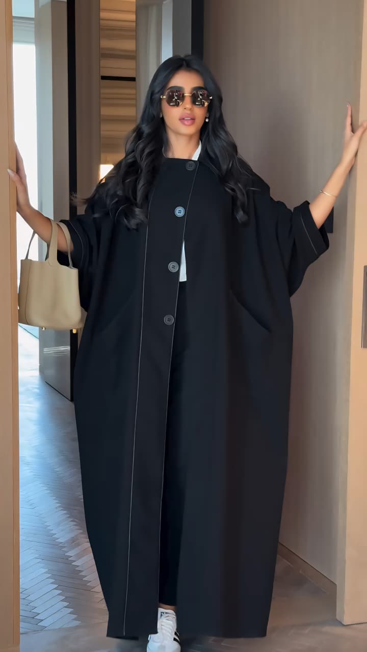 عباية ريماس كريب ملكي مريح وتصميم يومي راقٍ