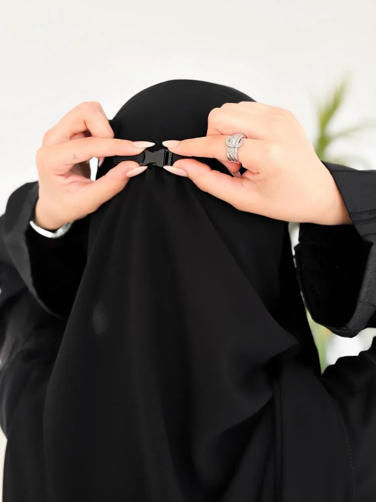 نقاب مشبك